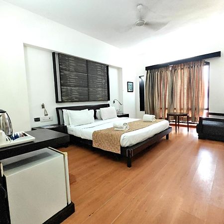 The Sky Imperial, Gandhinagar Hotel Exterior photo